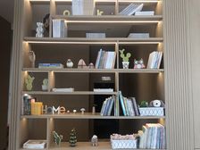 松湖明珠全新未入住的108平大四方