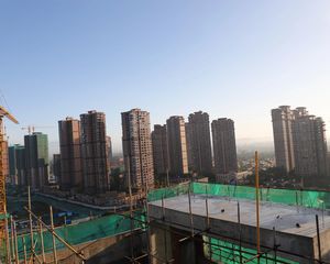 熙畔别院4室1厅东南