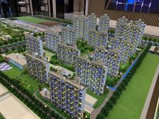 诚意出售万象汇旁 带两个车位前后左右无遮挡随时看房