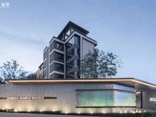 东叁金茂逸墅 4室2厅 南