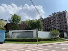 城南新区 中骏弘阳樾景台一期四房110万