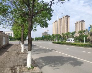 次新小区 户型方正通透 视野无遮挡 房东诚心出售