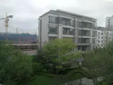 龙湖尘林间,下叠别墅,边户大院