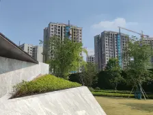 保利和光品质第壹组团 中间位置 楼下双轨道