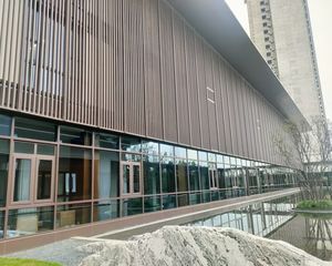 洛河旁小高层小区人车分流毛坯随意装修随时可看