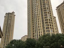 环山建设,环境好 墅区品质 生活方便