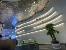 此房满两年,户型方正,住家装修人车分流