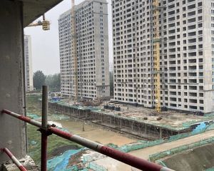 一层带院子,带下跃,户型好。..