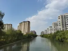 经纬塔尖湖景奢宅,空中别野,俯视沪景,详细资料咨询