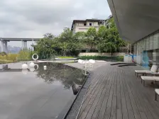 业主安心卖,环境优美,次新洋房。