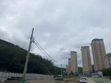 此房户型南北通厅,中间楼层,采光充足,视野开阔