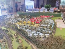 地铁口,四房双卫,2梯2户,安静不吵 配套完善。