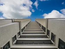 联投梧桐郡联排别墅 中间户 前后花园 一楼带房间