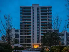 钓鱼嘴半岛 绿地听江左岸四期四房66万