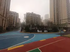 精装一楼带花园的洋房,中庭位置,拎包入住