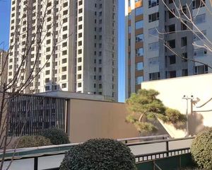凤栖华府三居室全天采光视野好出行方便