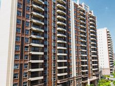 全新毛坯大平层、装修随意,位置佳