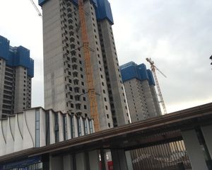 此房南北通透双阳台落地窗视野开阔配套齐全交通便利