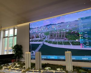临江边品质小区,江景大三房,老证,房东诚心出售