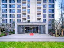 长沙南边绿地次新小区业主半价出售高铁站边