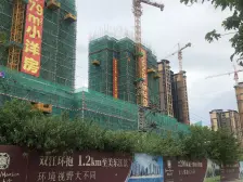 华讯大宅 大套间 有阳台 有天然气 业主诚心出售