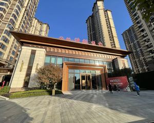 金轮津桥华府4室2厅东