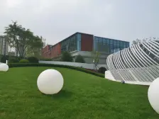 小区中间两卫洋房,全天无遮挡,鸟语花香,天然氧吧。