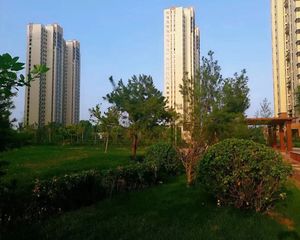 此房户型通透,楼层好,自主装修标准,