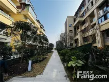 璧山街道 融睿香墅里五房175万