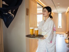 封闭小区,电梯洋房,中间楼,3室2卫,清水,有车位