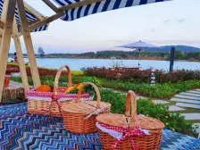 海南长寿乡 湖景独栋别墅 带花园泳池 温泉入户 地上三层