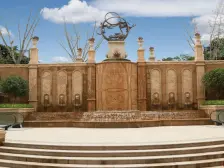 房龄新+配套设施齐全+户型好+得房率95%