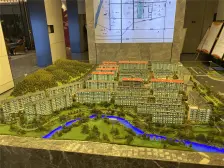 中央公园 北辰香麓A区四房170万