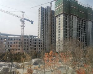 新上玖阙116三室中上楼层好房源