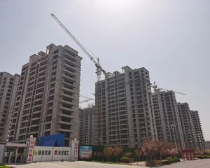 文华北3室客厅朝阳户型,精装未住,房主急售