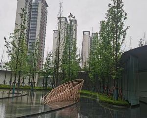 星河WORLD一期3室2厅东南