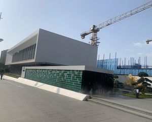 红橡春园4室2厅东南