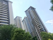 尚书房132平毛坯4房,好楼层采光好无遮挡诚意出售