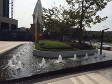 楼层好户型方正,装修保养的很好,九成新。