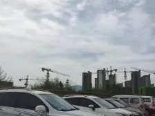 坐南朝北 大院双拼别墅 位置好 院内停车 无大税