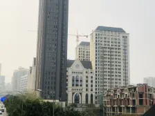 高颜值哥特式建筑风格,小高层居住体验好,地段方便