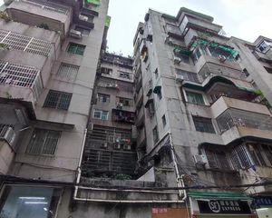 乐嘉路汇祥苑户型方正采光充足厅出阳台