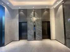 龙湖品质!洋房1楼带院!上下两层地下5.5层高!