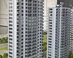 边套横厅大飘窗全明大三房一线湖景房