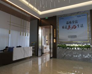 金富高铁滨河苑3室2厅南