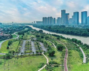 世茂国风滨江上叠单边位162方有天台有地下室