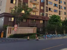 税费少,适合刚需入手,房东诚意出售