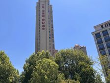 中铁龙盘湖世纪山水6室2厅南