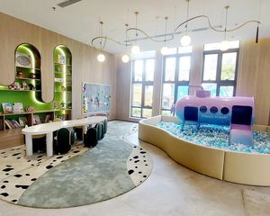 火车站新社区南北通透两居,中间楼层靠谱出售随时签约