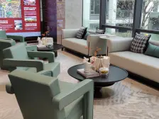 业主诚心出售,户型正,采光好,交通方便。